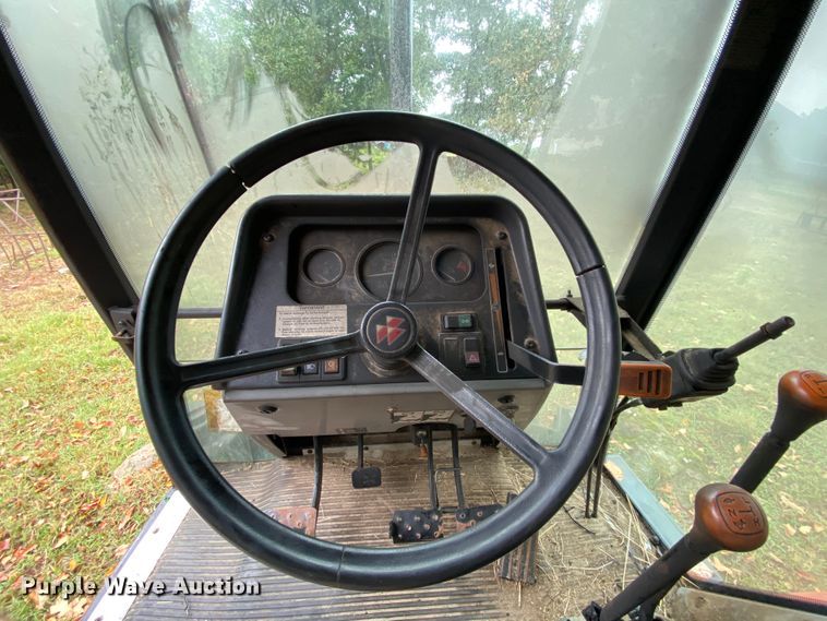 image for item HA9603 2010 Massey Ferguson  tractor