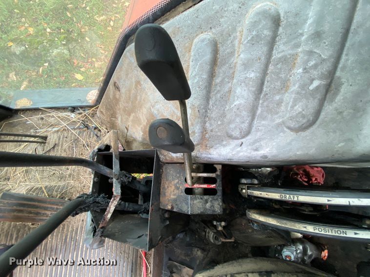 image for item HA9603 2010 Massey Ferguson  tractor