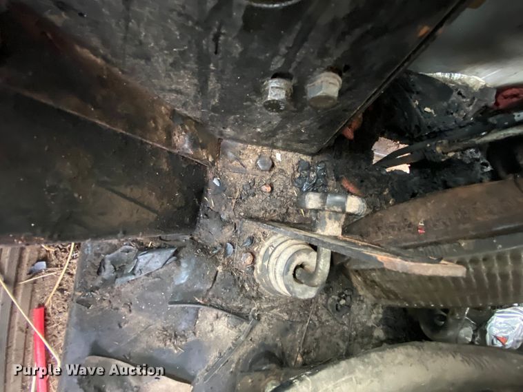 image for item HA9603 2010 Massey Ferguson  tractor