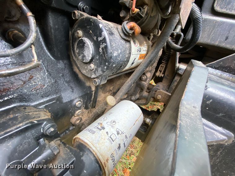 image for item HA9603 2010 Massey Ferguson  tractor