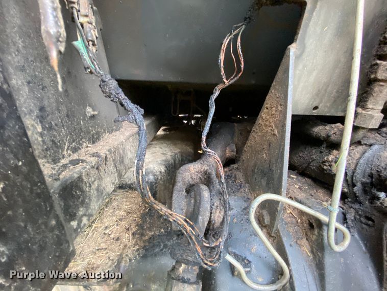 image for item HA9603 2010 Massey Ferguson  tractor