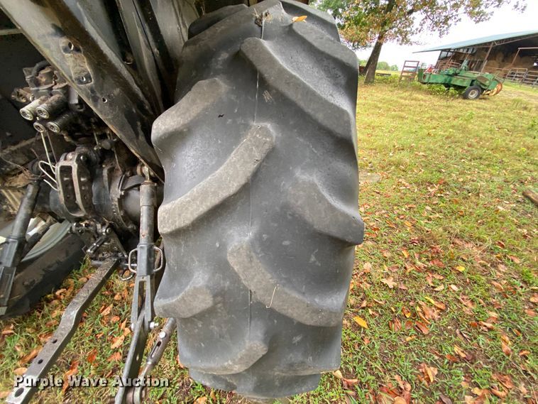 image for item HA9603 2010 Massey Ferguson  tractor