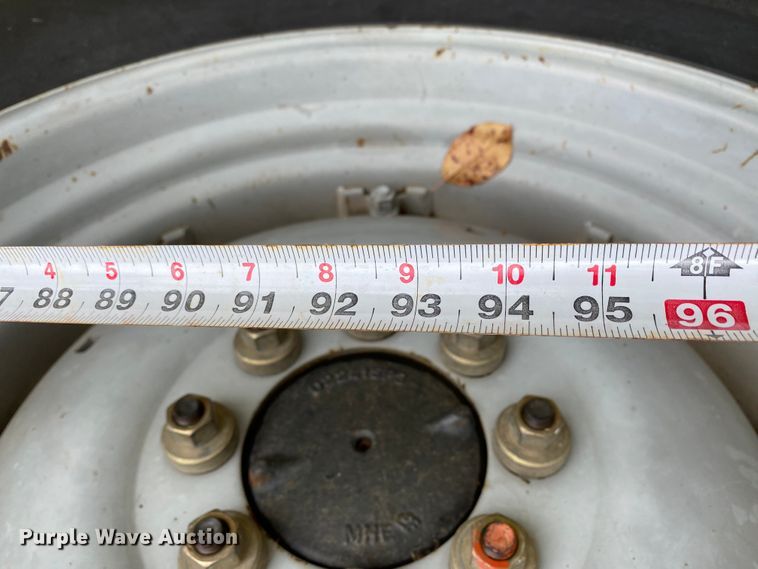 image for item HA9603 2010 Massey Ferguson  tractor