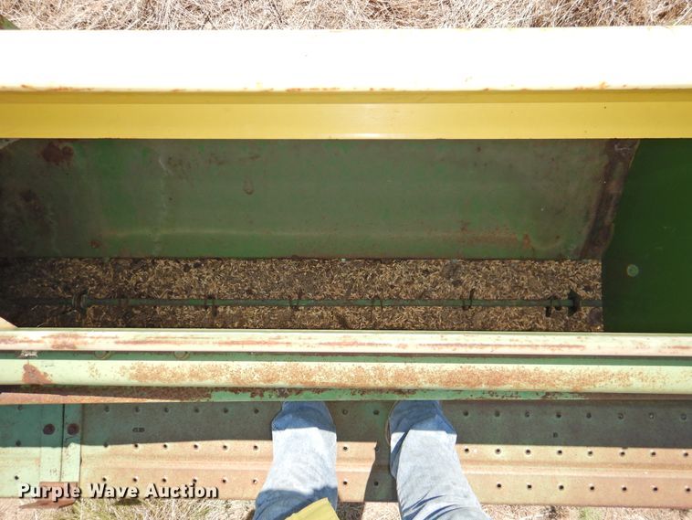 image for item HB9001 John Deere 520 grain drill
