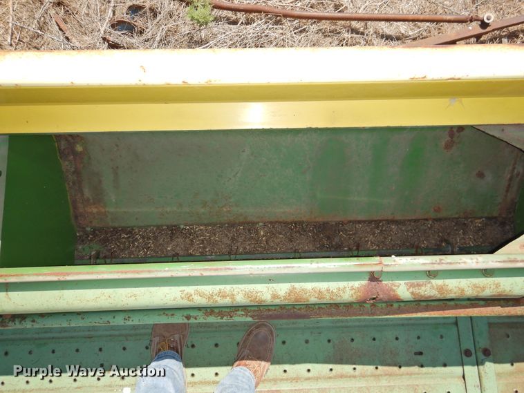 image for item HB9001 John Deere 520 grain drill