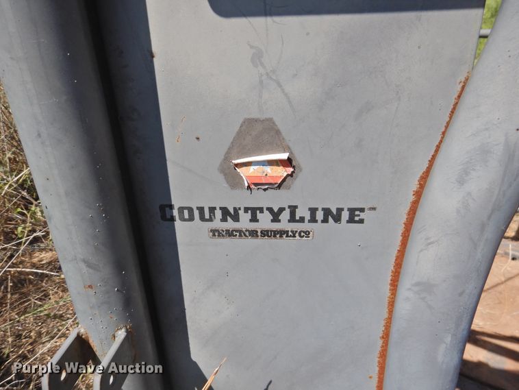 image for item HB9004 County-line livestock squeeze chute