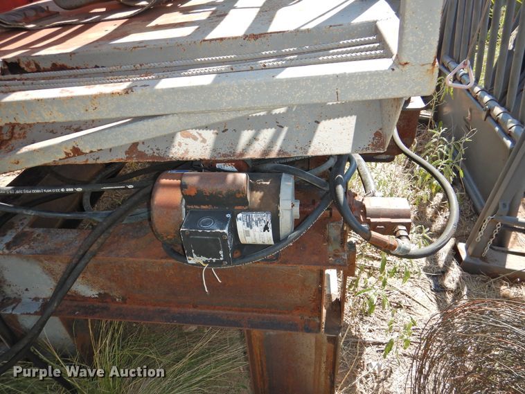 image for item HB9005 Calf table