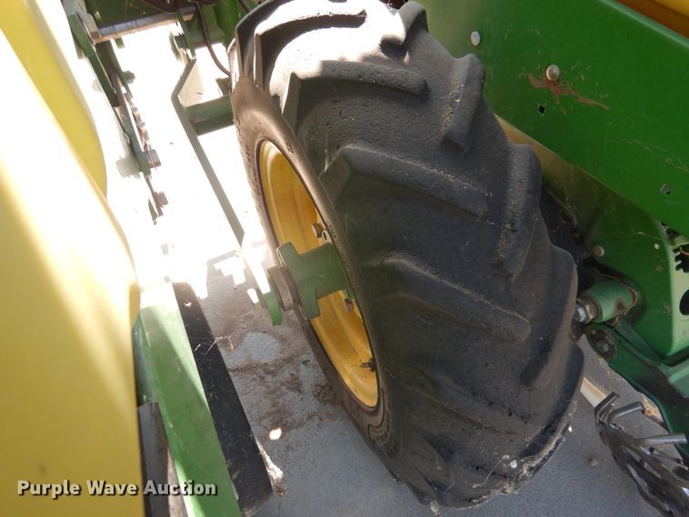 image for item HB9009 2010 John Deere 1720 no-till planter