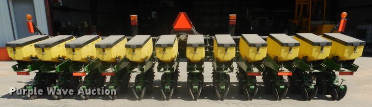 image for item HB9010 John Deere 1730 no-till planter