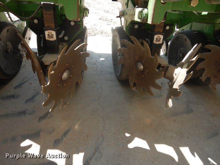 image for item HB9010 John Deere 1730 no-till planter