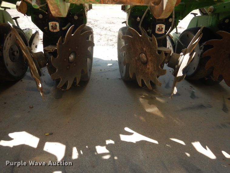 image for item HB9010 John Deere 1730 no-till planter