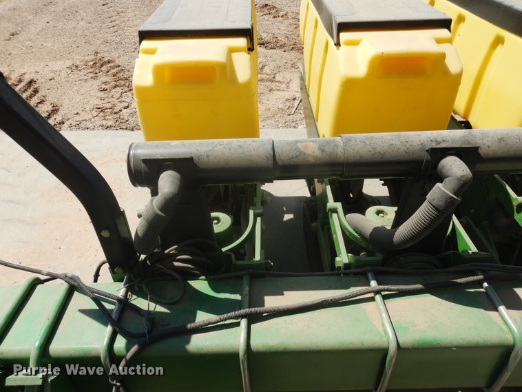 image for item HB9010 John Deere 1730 no-till planter