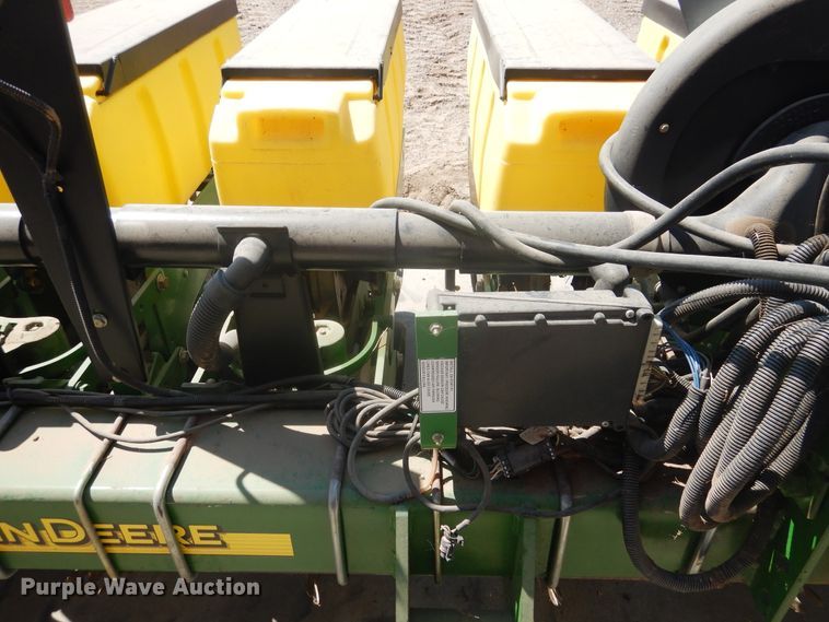 image for item HB9010 John Deere 1730 no-till planter