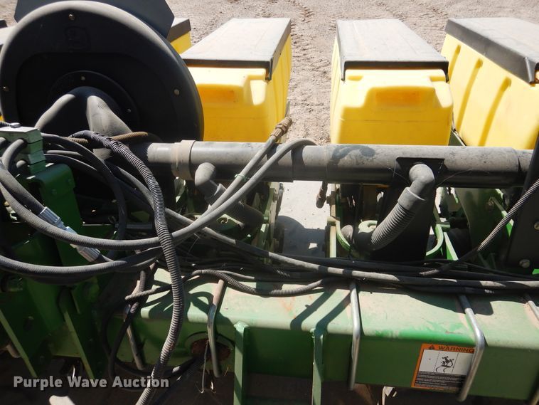 image for item HB9010 John Deere 1730 no-till planter