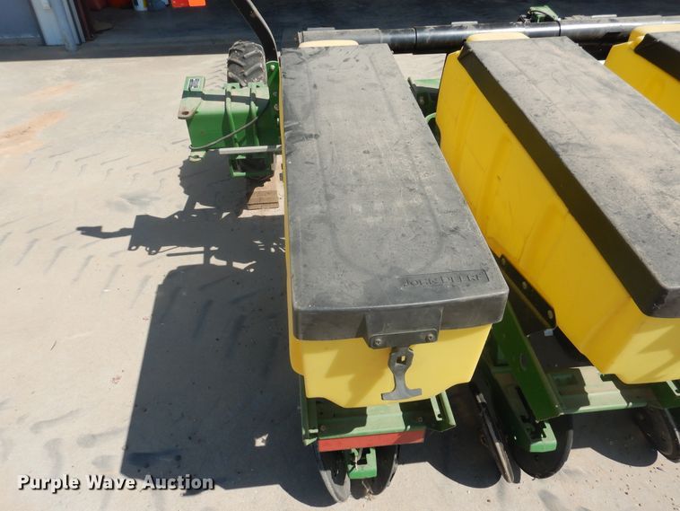 image for item HB9010 John Deere 1730 no-till planter