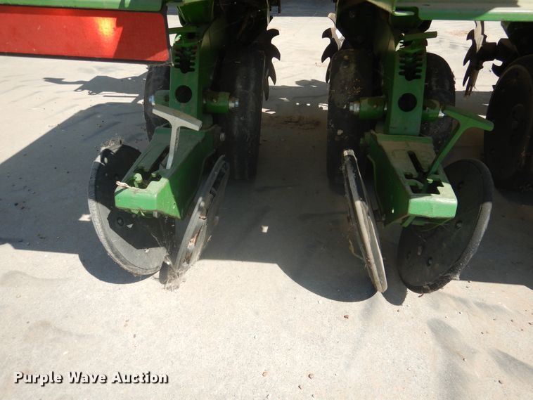 image for item HB9010 John Deere 1730 no-till planter