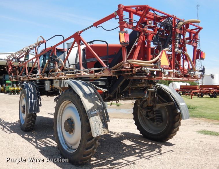 image for item HB9012 2010 Case IH Patriot 3330 sprayer