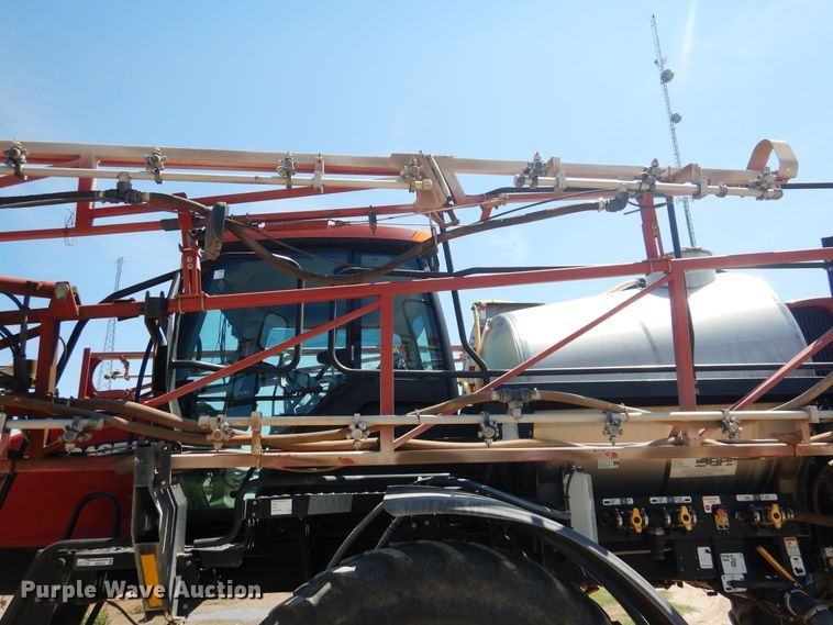 image for item HB9012 2010 Case IH Patriot 3330 sprayer