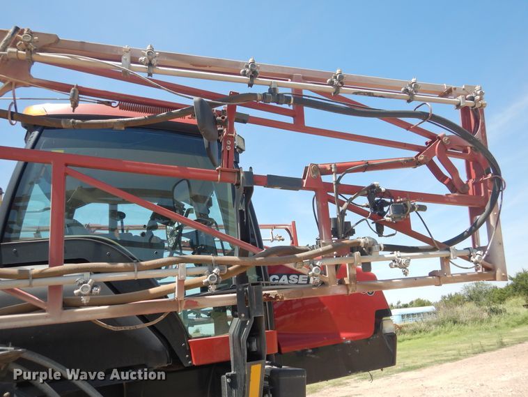 image for item HB9012 2010 Case IH Patriot 3330 sprayer
