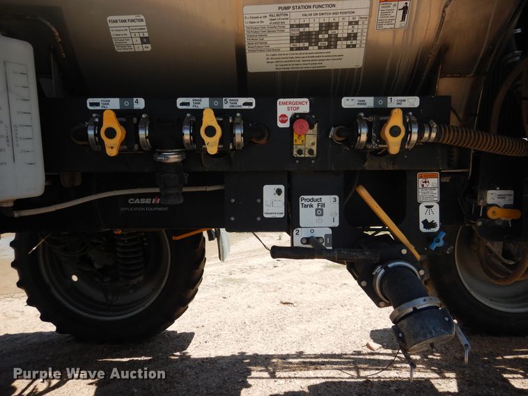 image for item HB9012 2010 Case IH Patriot 3330 sprayer