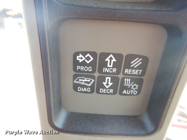 image for item HB9012 2010 Case IH Patriot 3330 sprayer