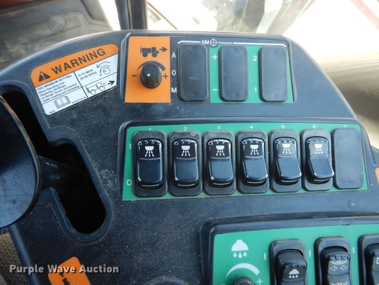 image for item HB9012 2010 Case IH Patriot 3330 sprayer