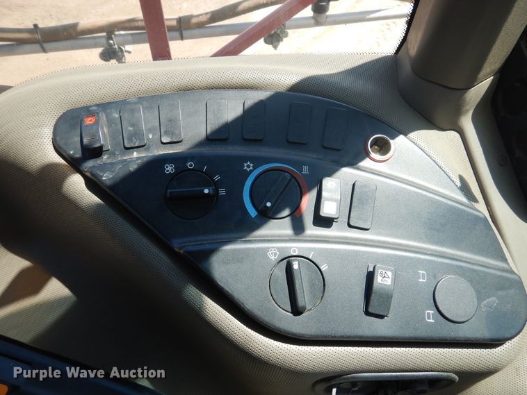 image for item HB9012 2010 Case IH Patriot 3330 sprayer