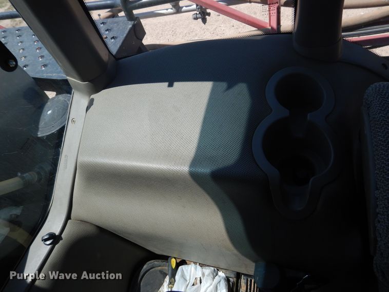 image for item HB9012 2010 Case IH Patriot 3330 sprayer