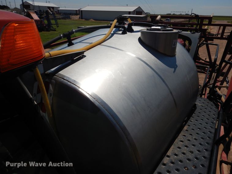 image for item HB9012 2010 Case IH Patriot 3330 sprayer