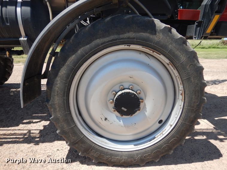 image for item HB9012 2010 Case IH Patriot 3330 sprayer