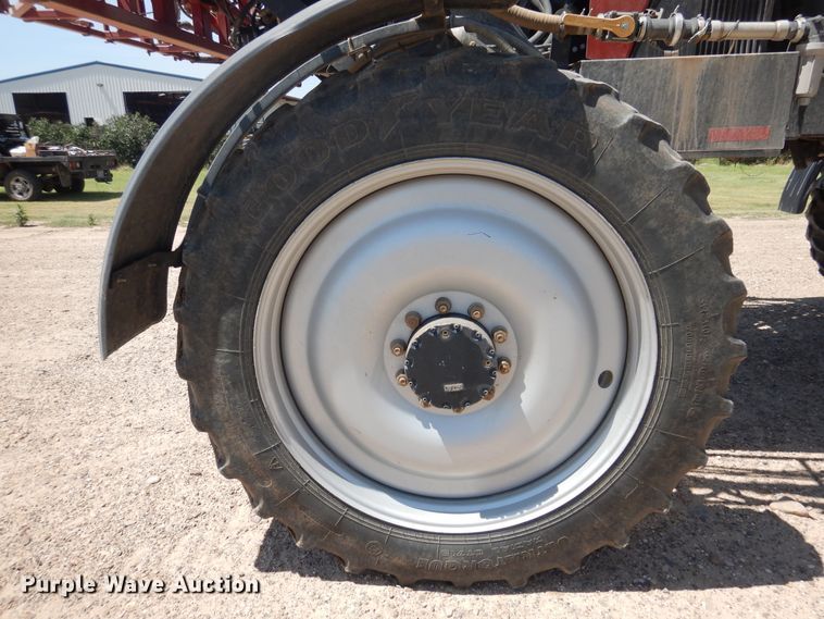 image for item HB9012 2010 Case IH Patriot 3330 sprayer