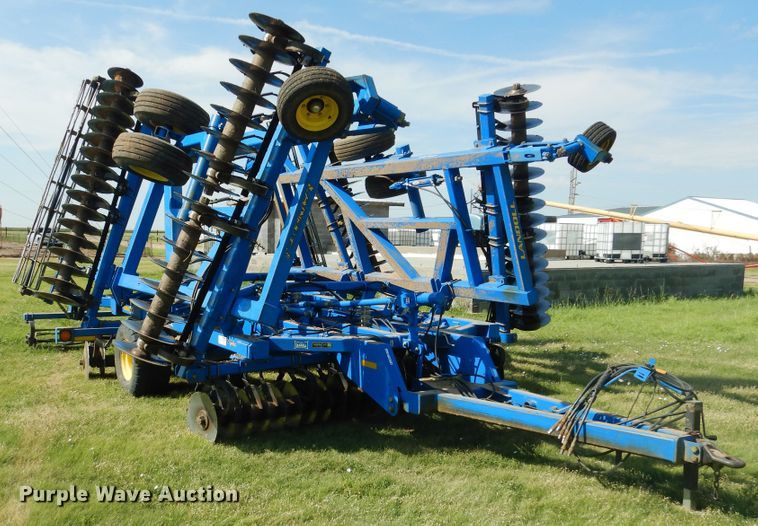 image for item HB9017 Landoll 7431-33 vertical tillage
