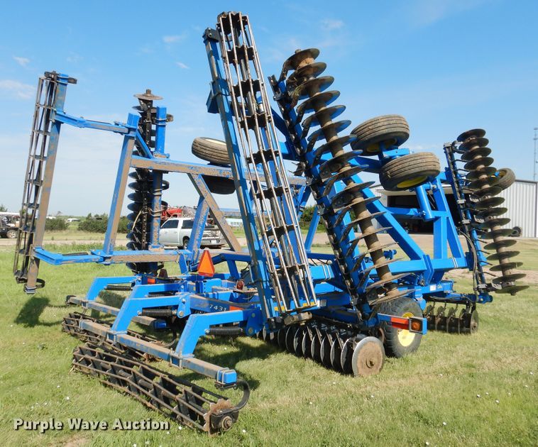 image for item HB9017 Landoll 7431-33 vertical tillage