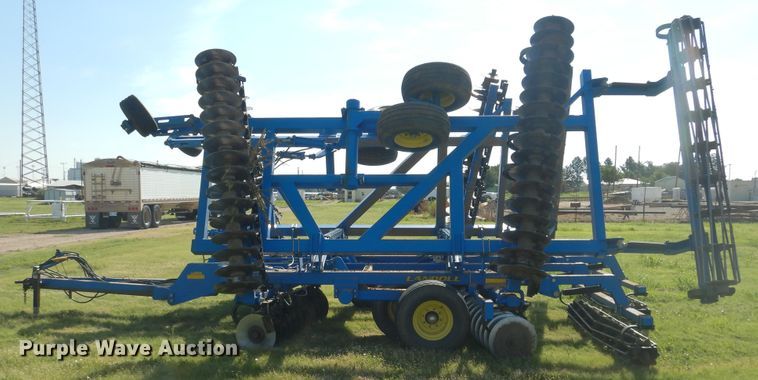 image for item HB9017 Landoll 7431-33 vertical tillage