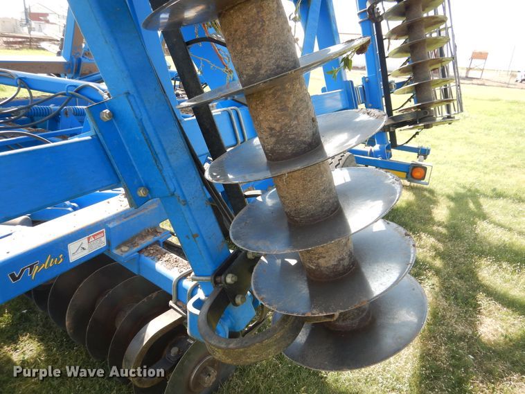 image for item HB9017 Landoll 7431-33 vertical tillage