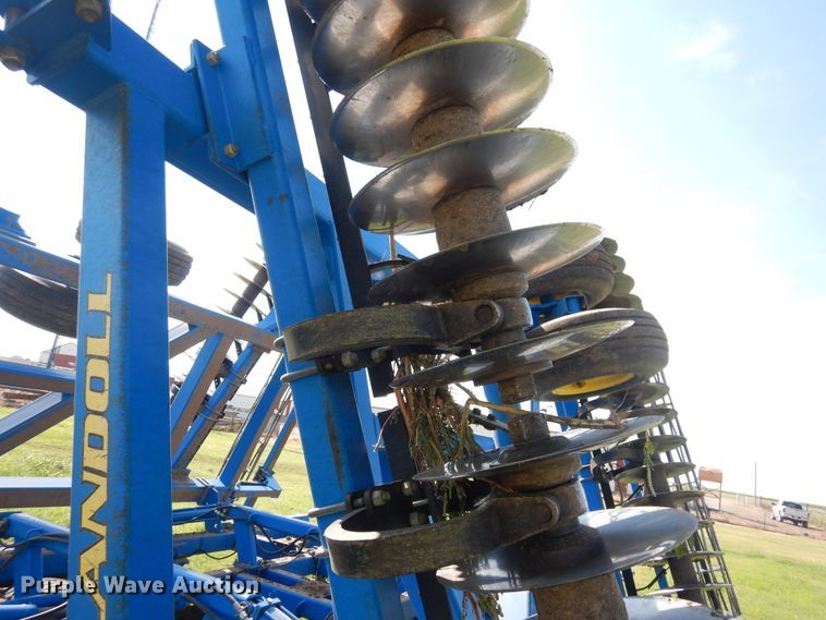 image for item HB9017 Landoll 7431-33 vertical tillage