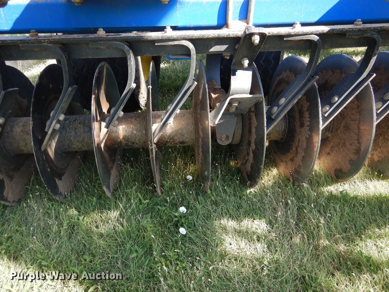 image for item HB9017 Landoll 7431-33 vertical tillage