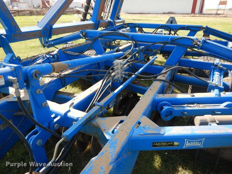 image for item HB9017 Landoll 7431-33 vertical tillage
