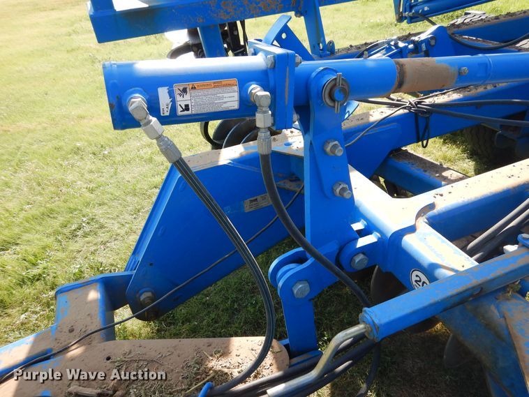 image for item HB9017 Landoll 7431-33 vertical tillage
