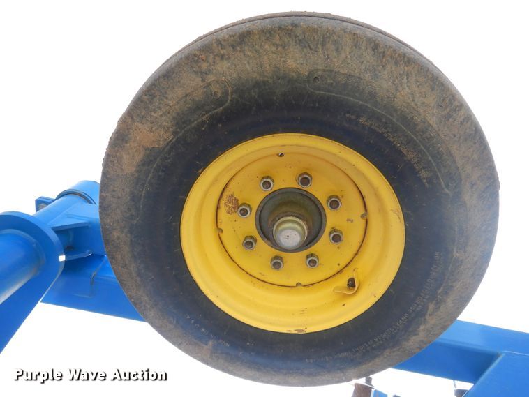 image for item HB9017 Landoll 7431-33 vertical tillage