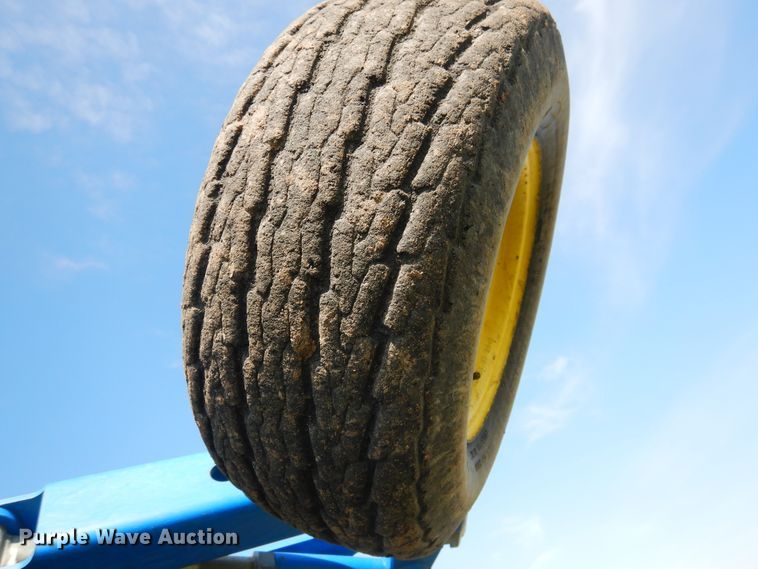 image for item HB9017 Landoll 7431-33 vertical tillage