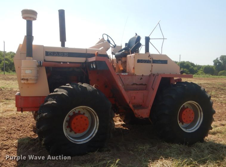 image for item HB9381 Case 1470  4WD tractor