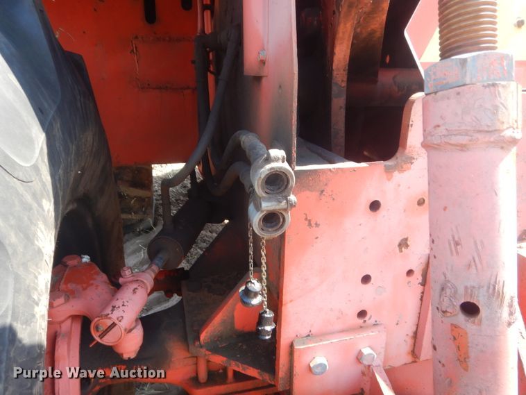 image for item HB9381 Case 1470  4WD tractor