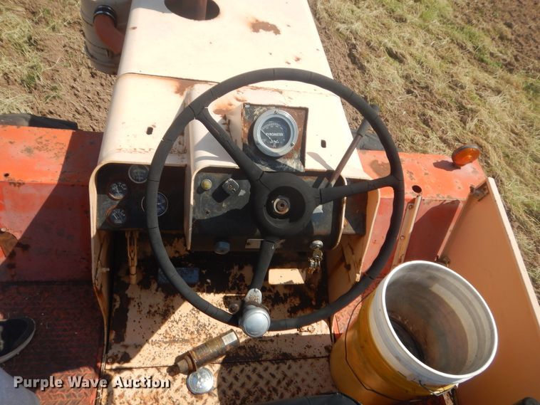 image for item HB9381 Case 1470  4WD tractor