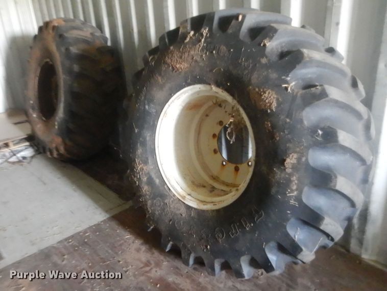 image for item HB9381 Case 1470  4WD tractor