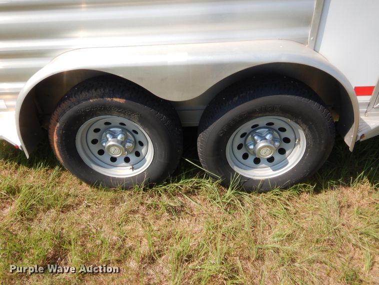 image for item HB9422 2015 Cherokee Super Chief 2990 horse trailer