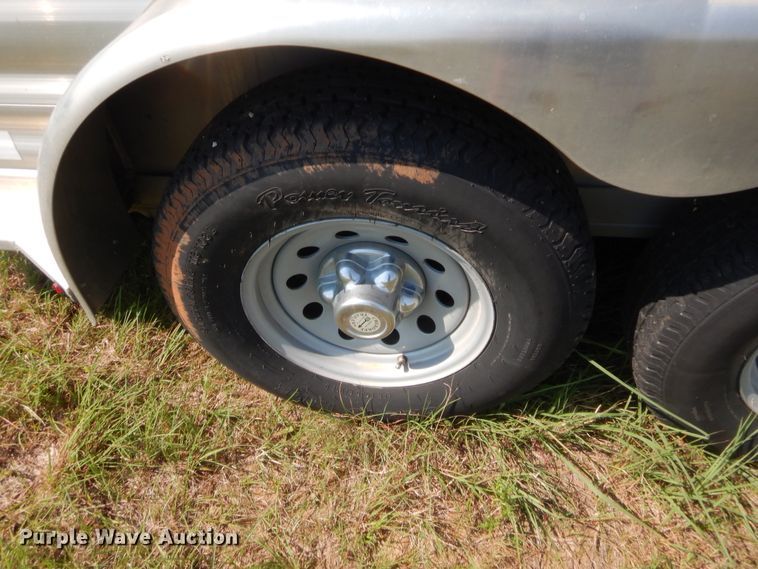 image for item HB9422 2015 Cherokee Super Chief 2990 horse trailer