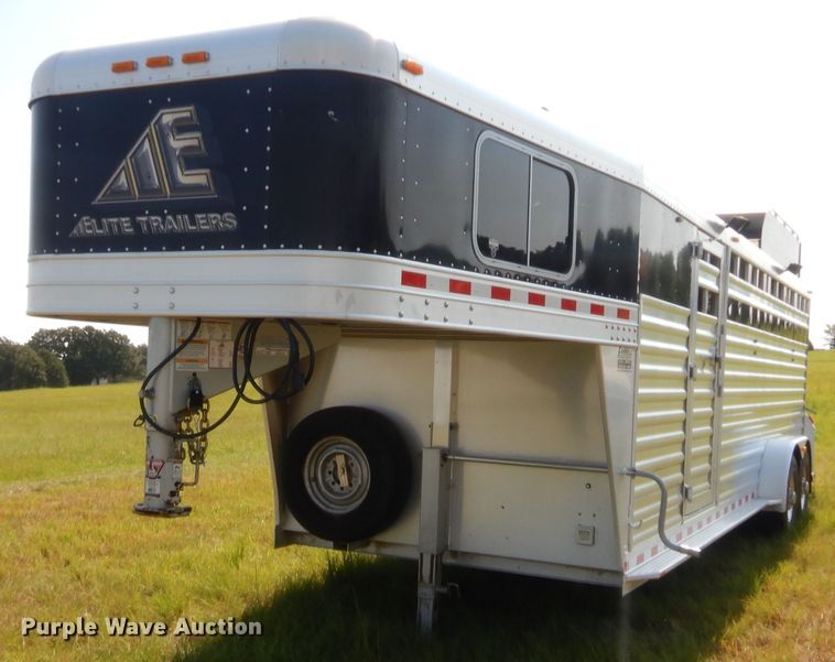 image for item HB9423 2015 Elite horse trailer
