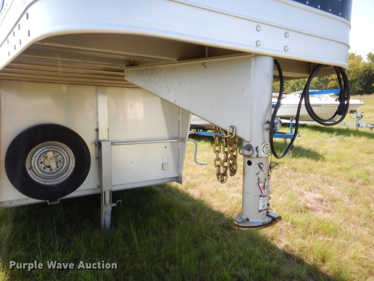image for item HB9423 2015 Elite horse trailer