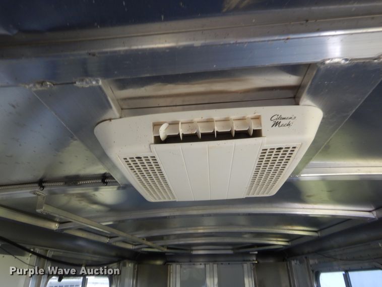 image for item HB9423 2015 Elite horse trailer